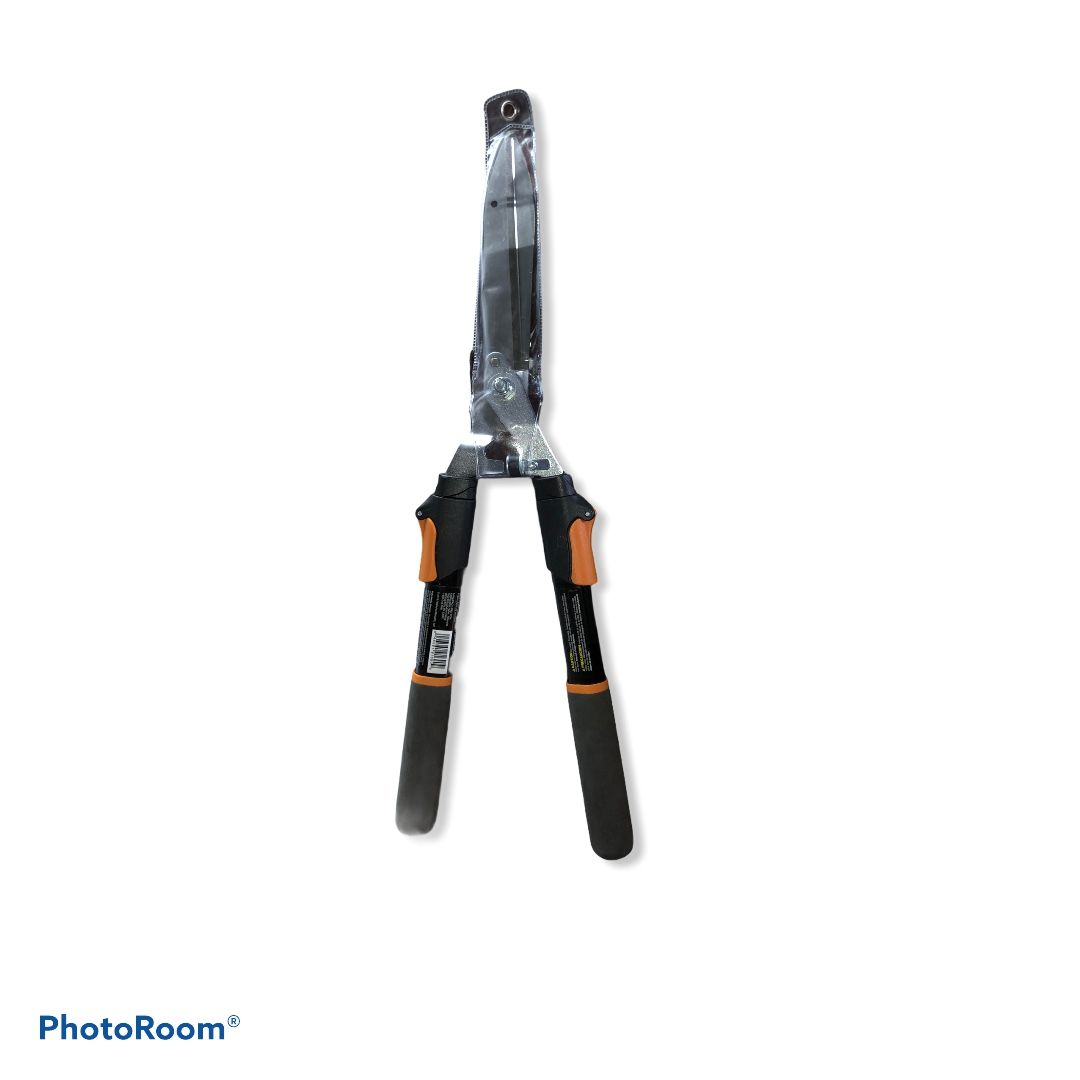 Fiskars Power Lever 25-33 Extendable Hedge Shears