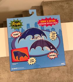 🦇 NECA Batman Classic TV Series Robin & Batgirl Batarang Replica 2-Pack – NEW 🦇