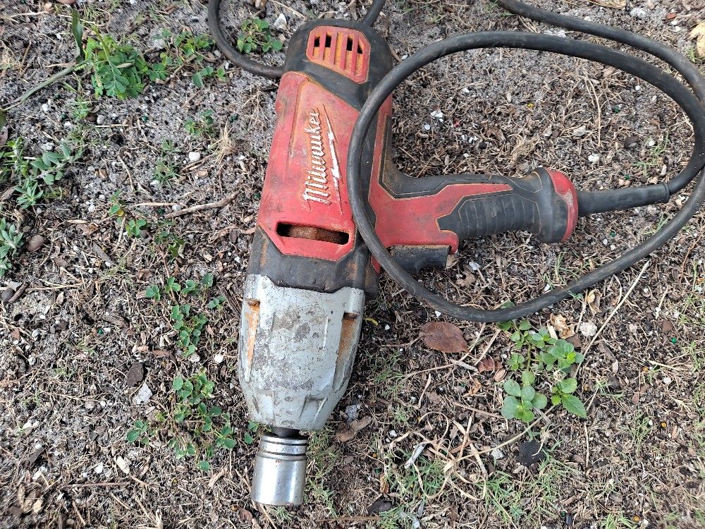 Milwaukee Impact Wrench