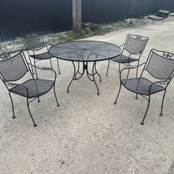 Vintage Russell Woodard Black Wrought Iron Round Patio Table Set & 4 Chairs 🚚 We Deliver Outdoor Furniture Patio Sets Antique 