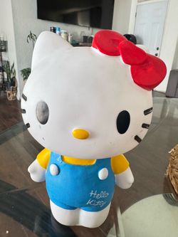 Hello kitty coin bank