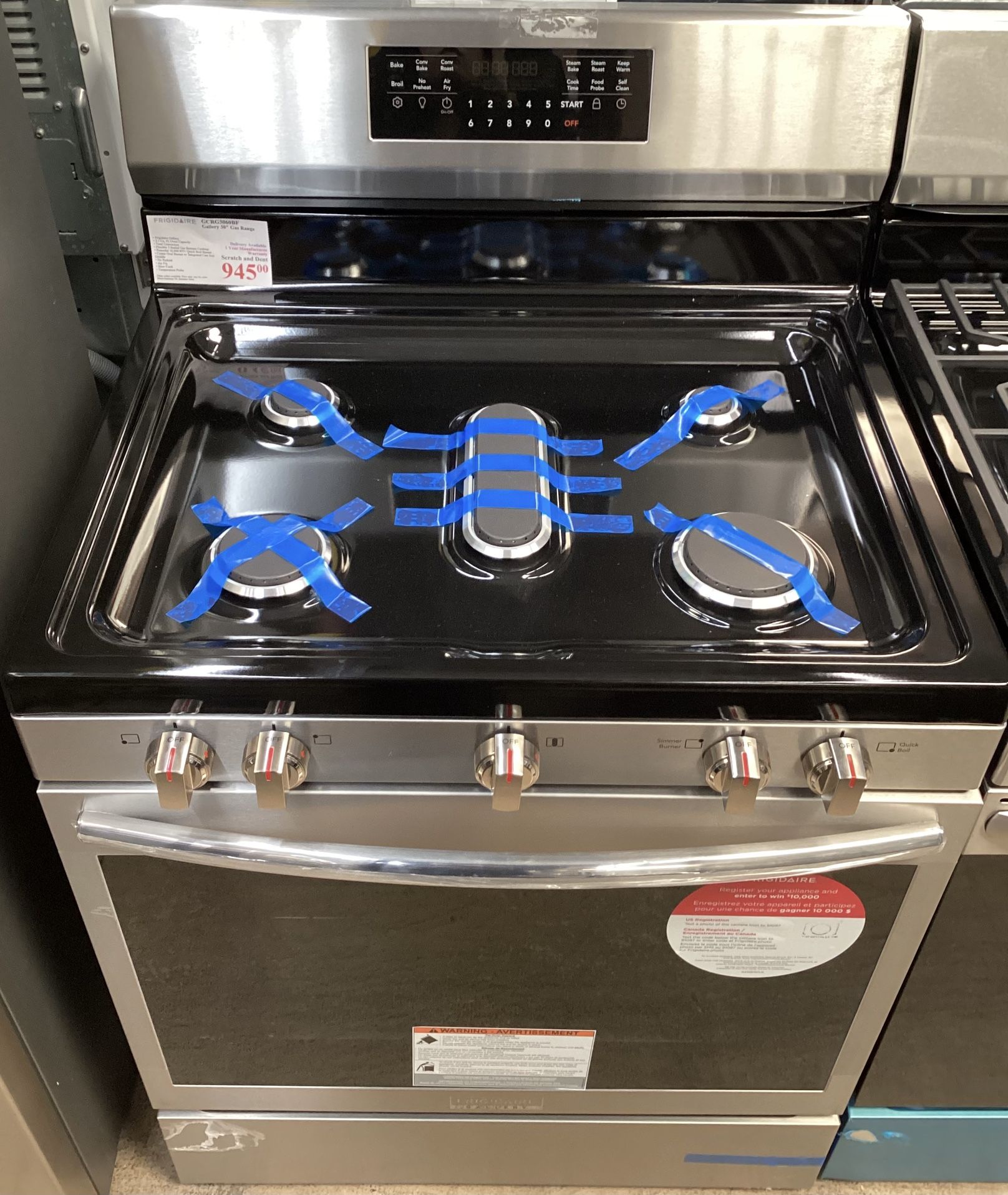 New FRIGIDAIRE Gallery 30” Gas Range