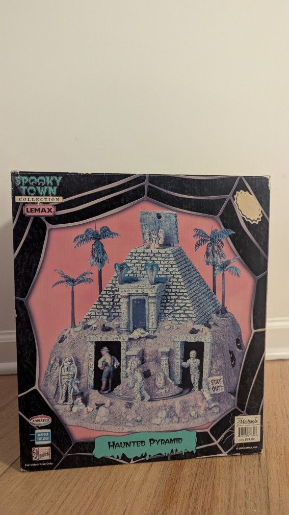 Lemax Spooky Town Haunted Pyramid - retired