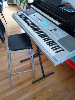 Yamaha DGX-230 76-Key Piano w/ Stand & high Chair - $120 (Kirkland pickup)