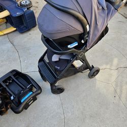 Stroller And Infant Car Seat With Dock