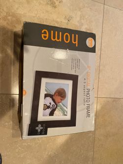 Digital Photo Frame (never used)