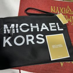 Michael Kors Sport Wristlet Clutch Wallet Nylon 