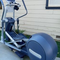 ELLIPTICAL PRECOR MODEL 835E 