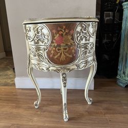 Victorian Style End Table And Coffee Table