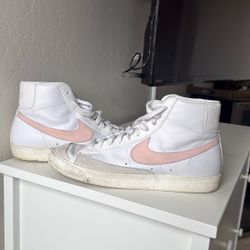 Nike Blazers Pink Swoosh