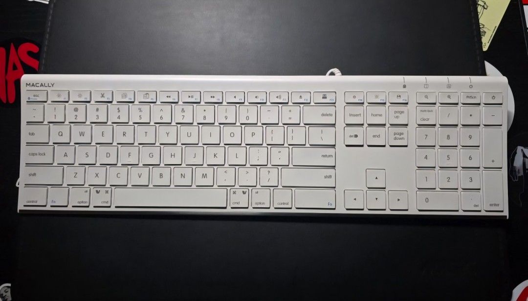 Macally Ultraslim USB Wired Keyboard For Mac/PC - White