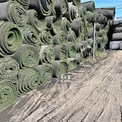 Artificial Synthetic Grass Used ** Alpine ♻️