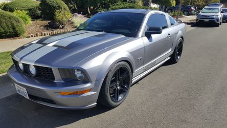 Mustang,bmw nissan
