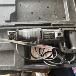 Reciprocating saw