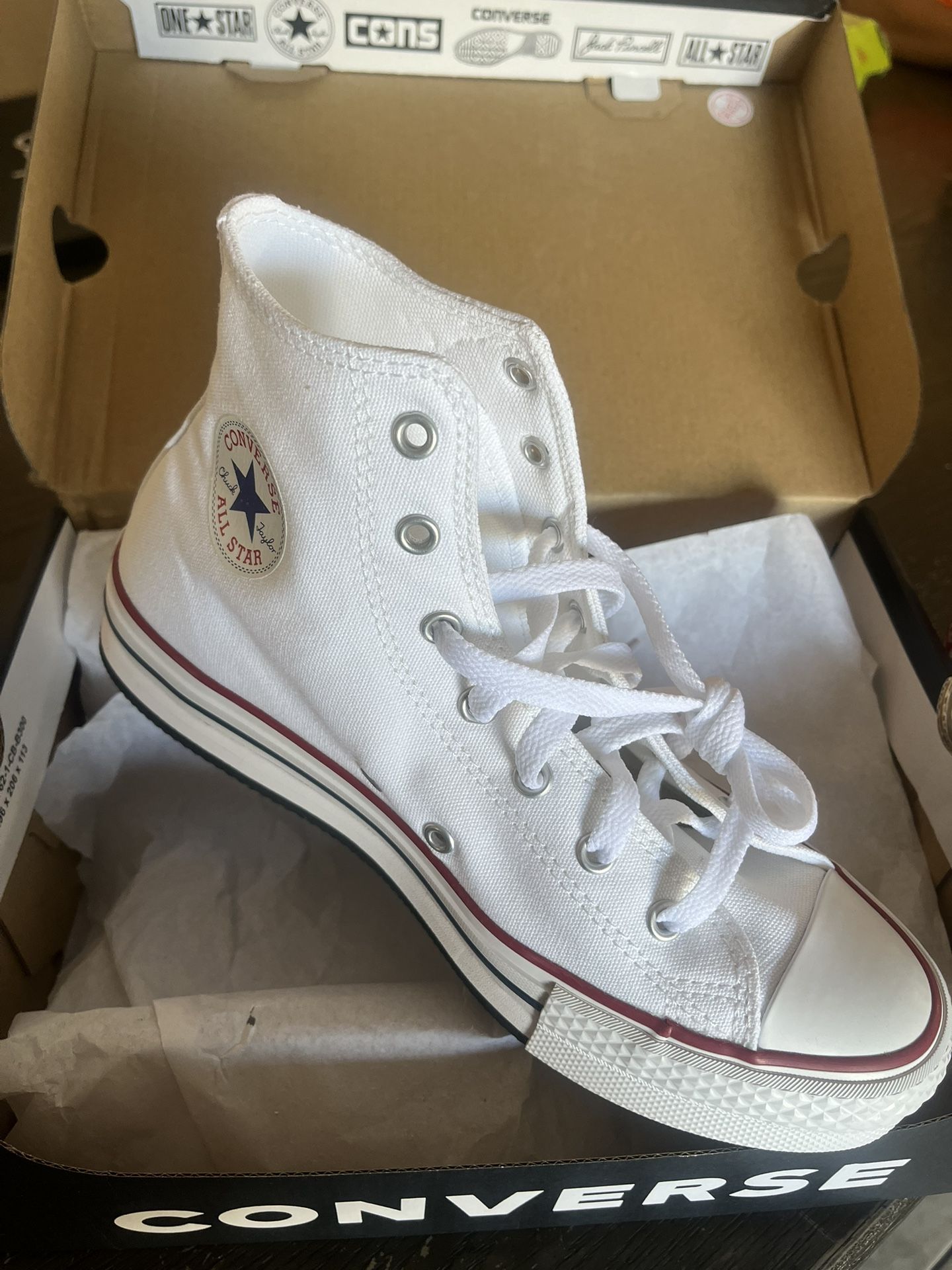 Converse Size 6