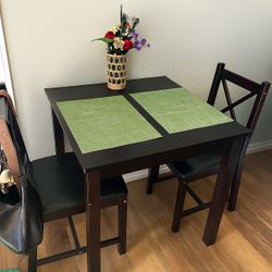 3-Piece Wooden Kitchen Table Set for 2 – Brown