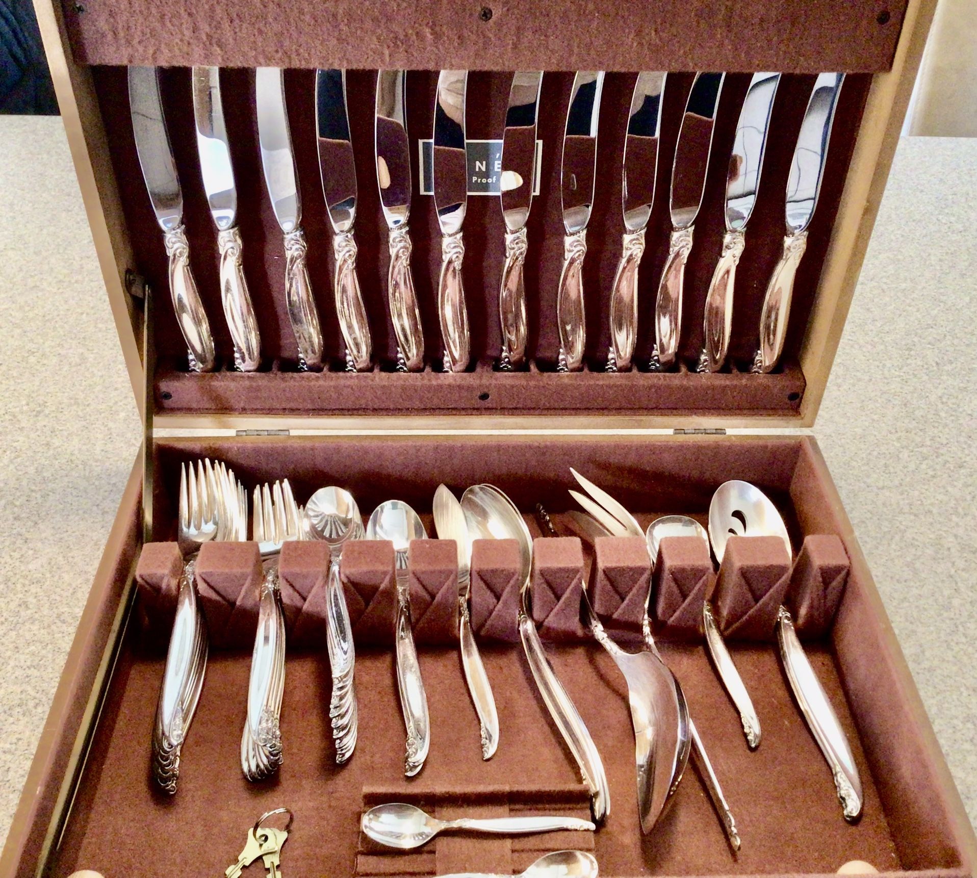 1847 Rogers Bros “Leilani” Flatware Set