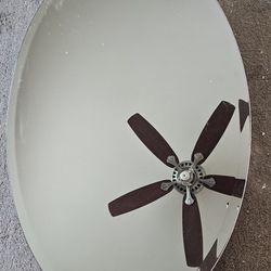 Circular mirror with storage