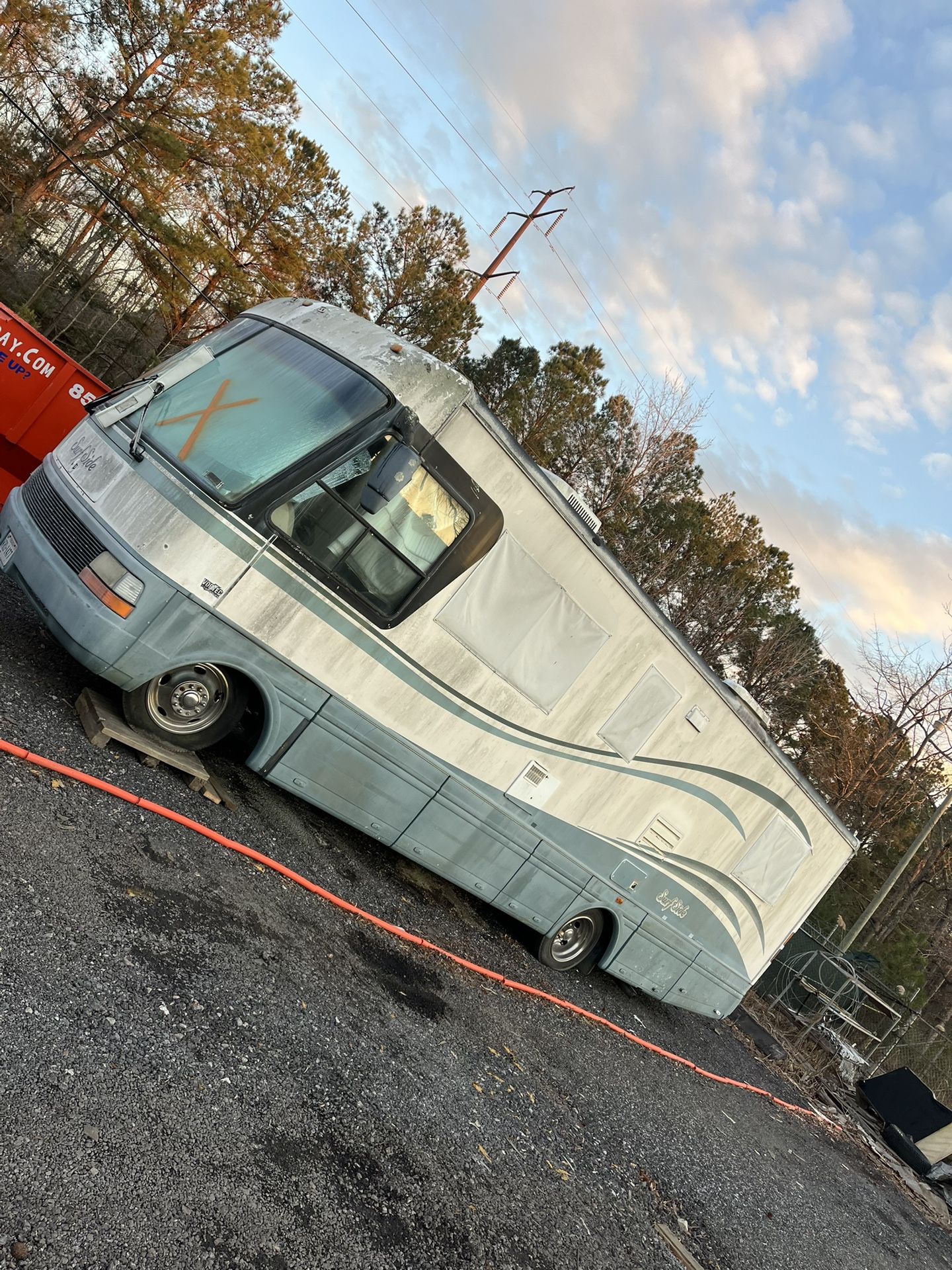 2000 National RV Surfside