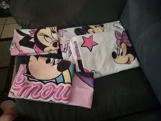 Minnie Mouse Complete Bedding Set