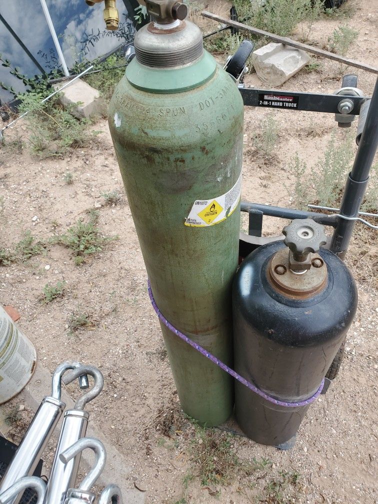 Oxygen-acetylene Tanks