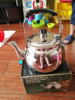 New vintage stainless steel whistling kettle