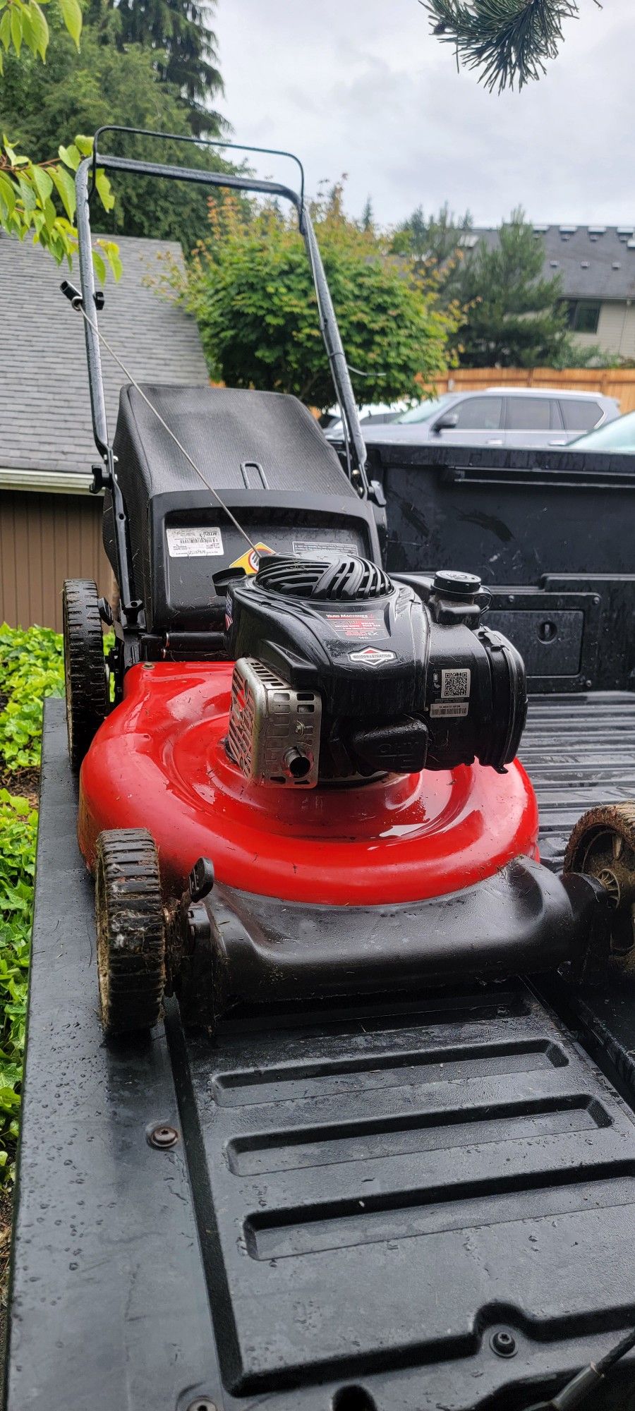 Working Lawn Mower ( Can Deliver)