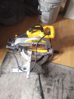 DeWalt table saw