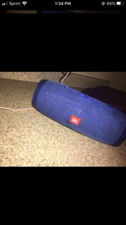 JBL charge 3 wireless speaker waterproof