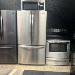 Refrigerator Stove microwave 