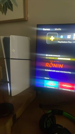 PS5  bundle with MSI curved monitor