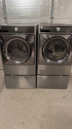 Kenmore washer and dryer set