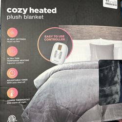 Brooks tone Heated Plush Blanket
