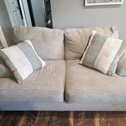 2 Seater Loveseat Couch