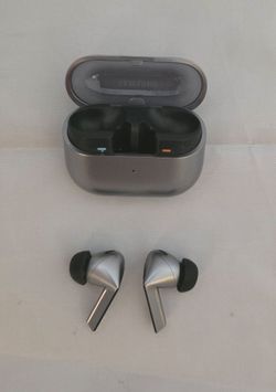 Samsung Galaxy Bud3 Pro Earbuds