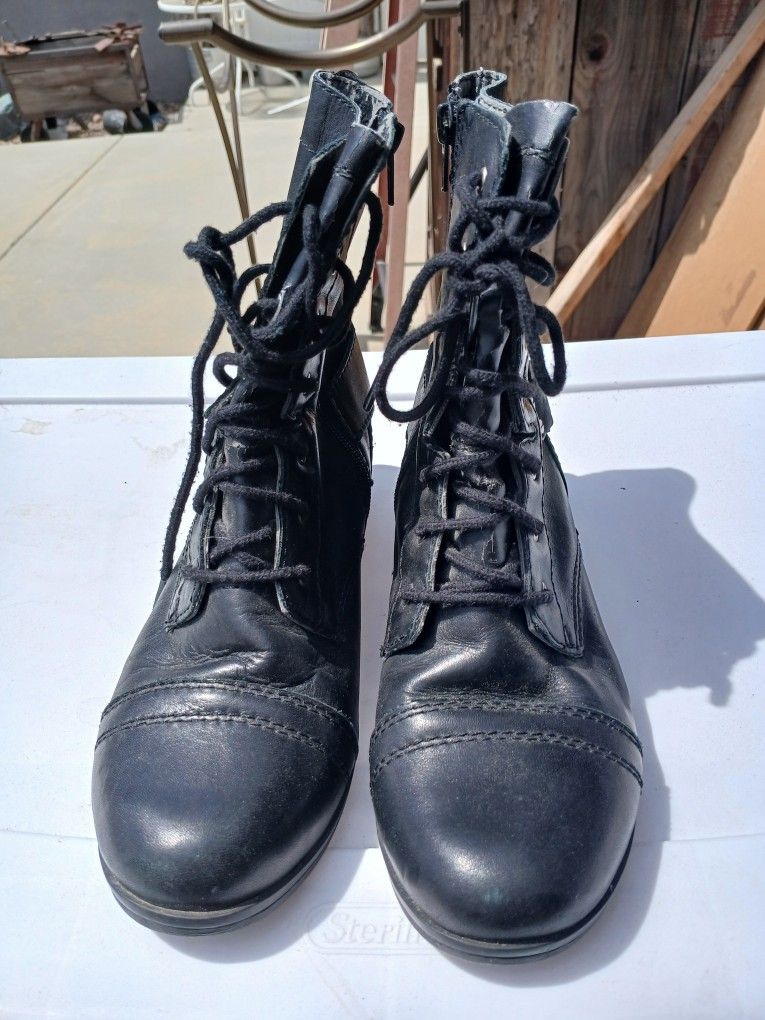 Leather Shoes 