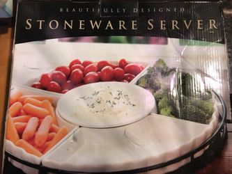 5 compartment stoneware server with metal rack
