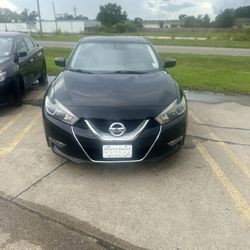 Clean 2016 Nissan Maxima 