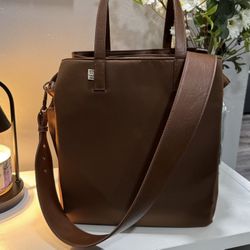 BÉIS The Commuter Tote in Maple