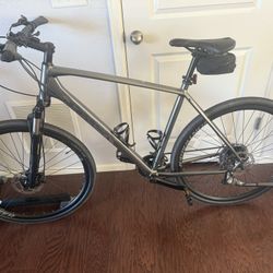 2020 Trek Dual Sport 4