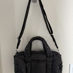 LeSportsac Barrel Crossbody Bag LIKE NEW!!