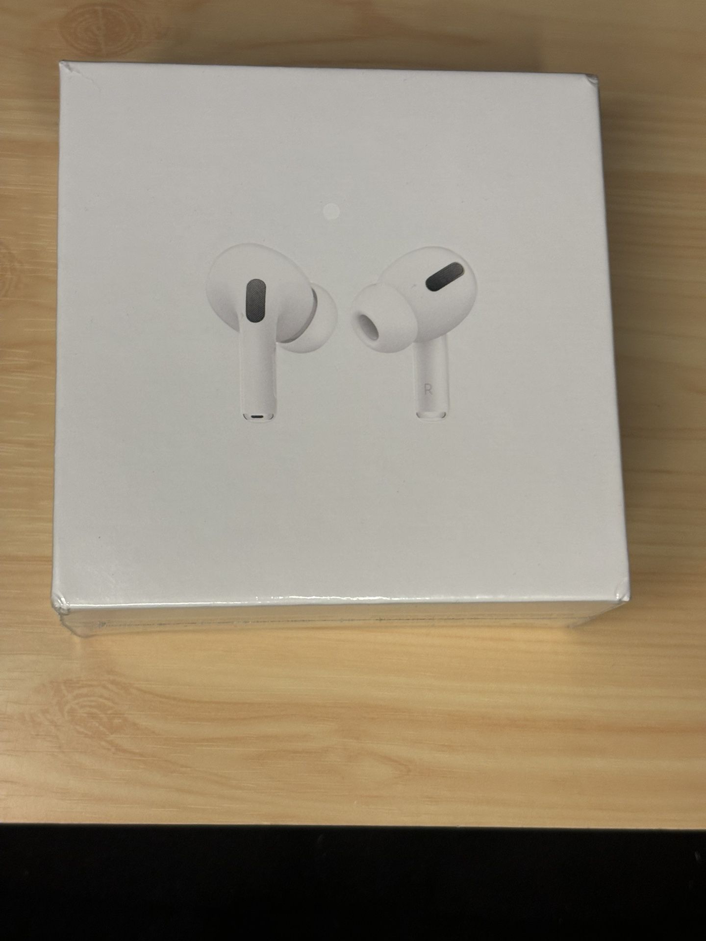 AirPods  Pros 