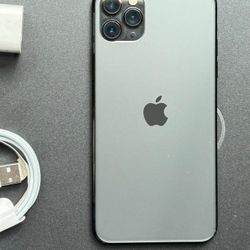 iPhone 11 Pro Max  , Unlocked  for all Company Carrier ,  Excellent Condition Like New 