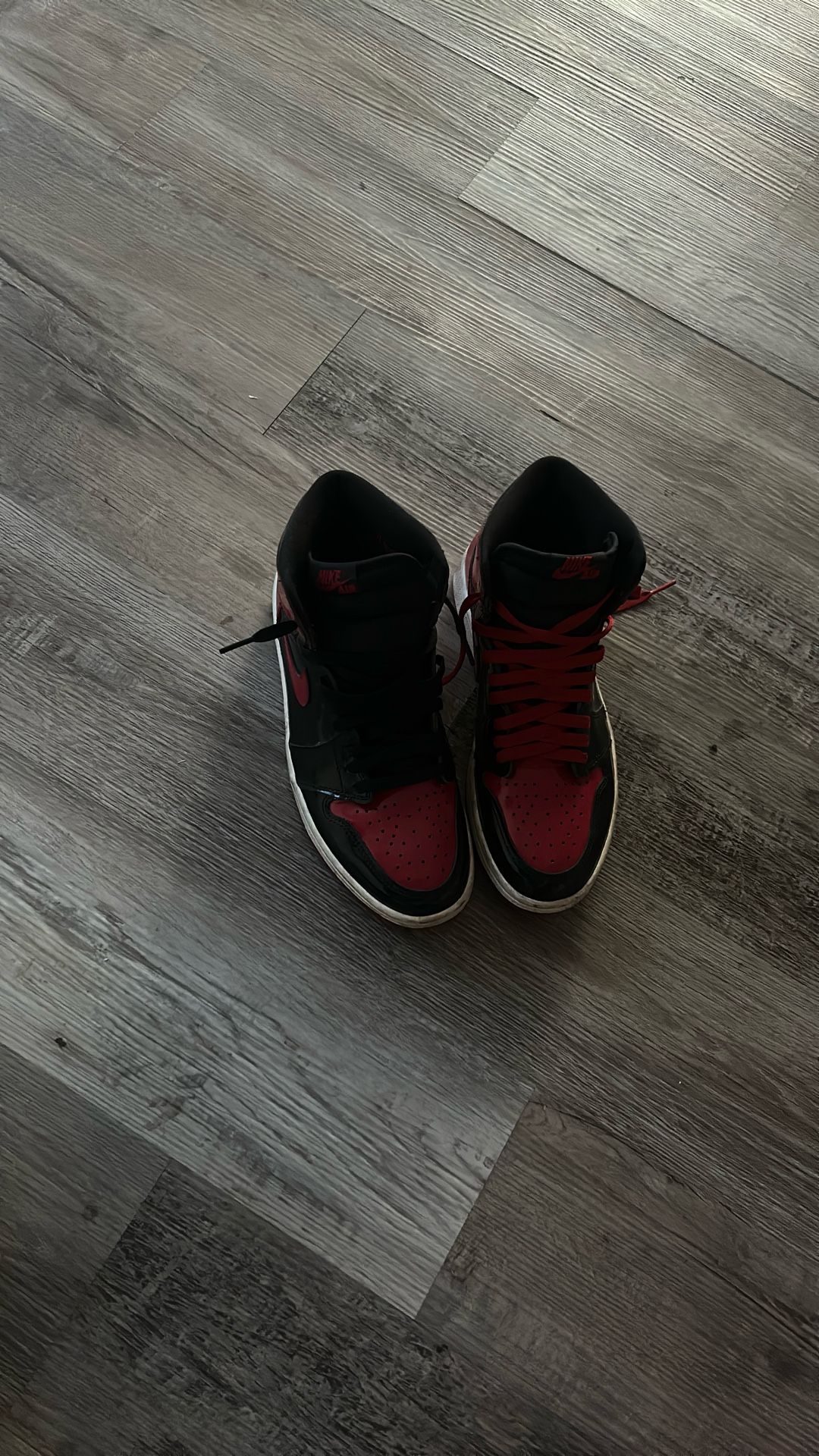 Jordan 1 High Og Patent Leather Size 9 US