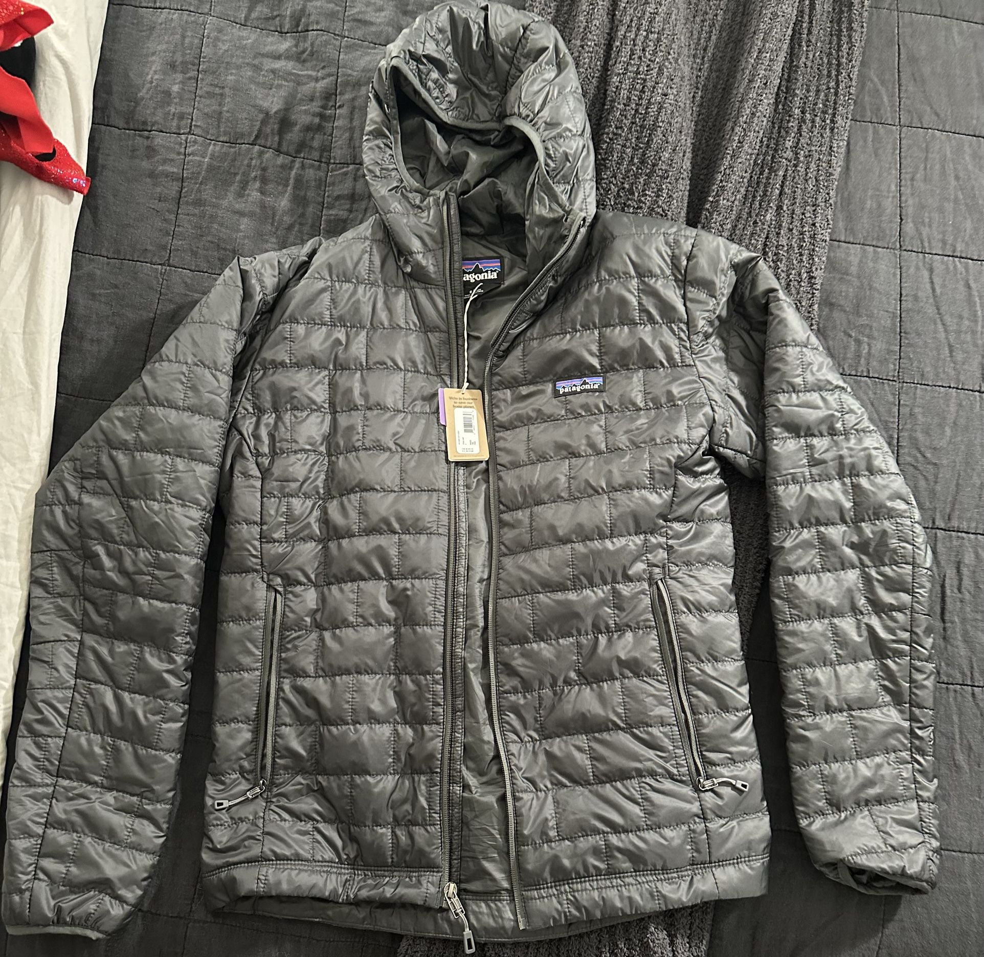 Patagonia SM Men’s Gray Nano Puff Jacket