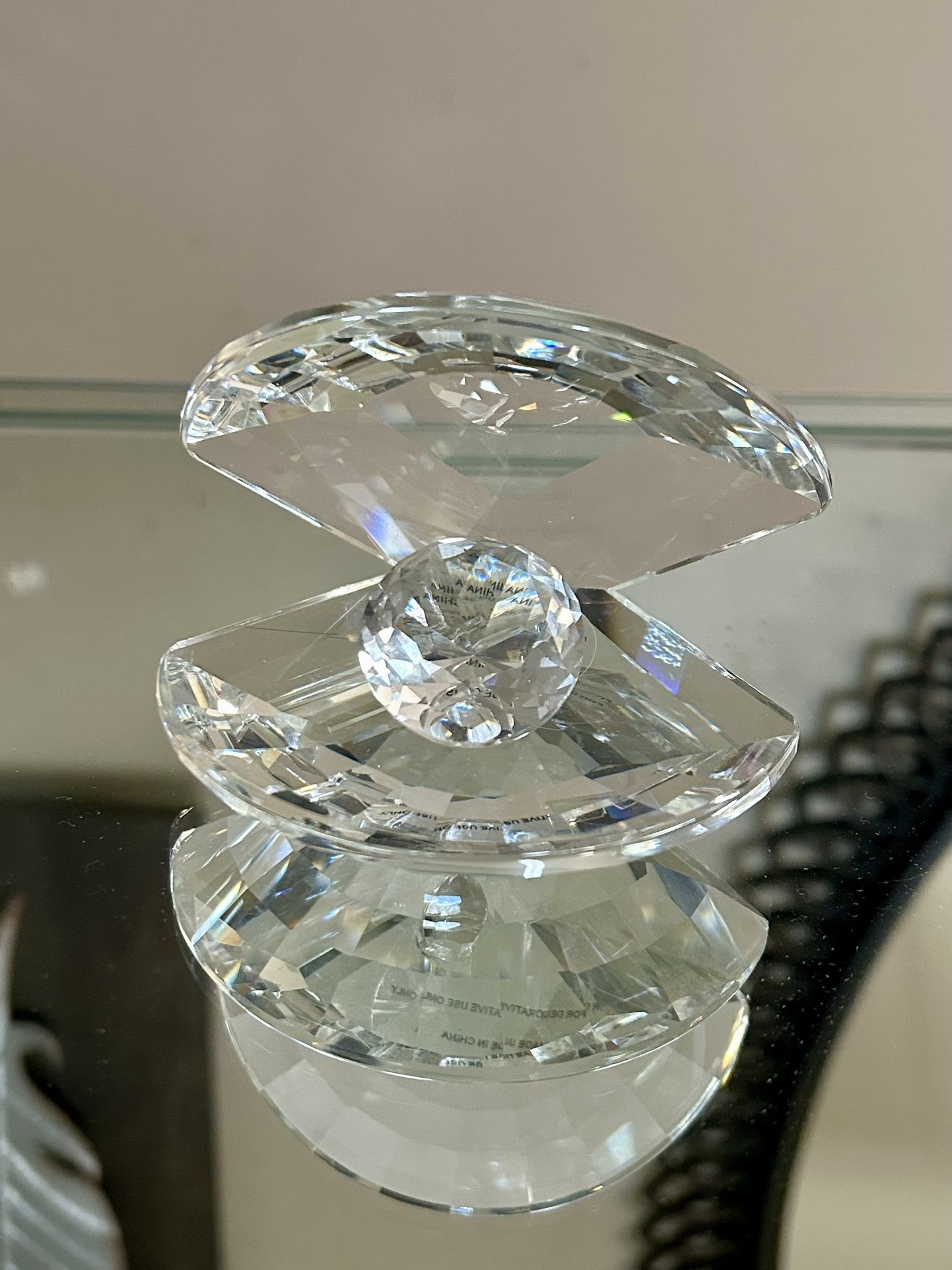 Crystal Clam 3” NEW