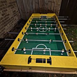 HEAVY DUTY FOOSBALL TABLE 6FT