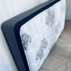 Twin XL For Sale 100$ 