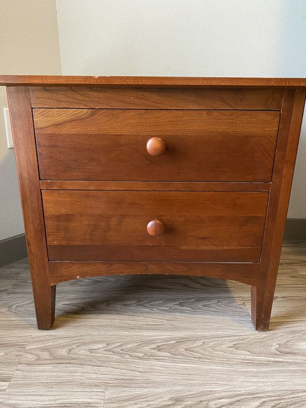 Ethan Allen nightstand for Sale in Houston, TX OfferUp