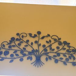Gently Used Metal Wall Art/Decor